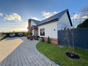 Photo 28- click for photo gallery